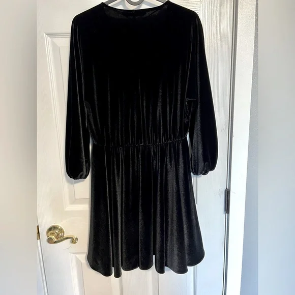 Zara Baby doll Dress For Sale - Picture 2 of 2